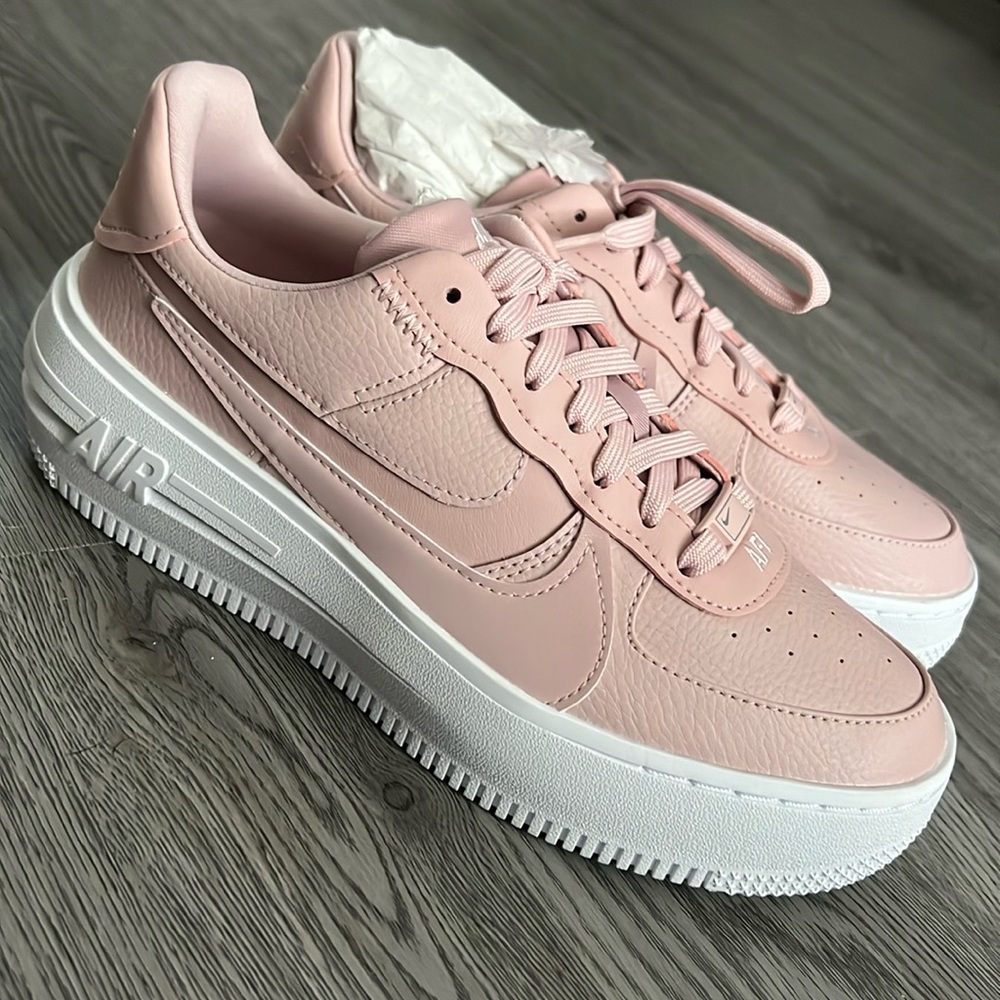 Nike Air Force 1 - Size 7.5 - New